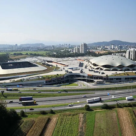 Centre Arena Stozice Stadium Apartment *